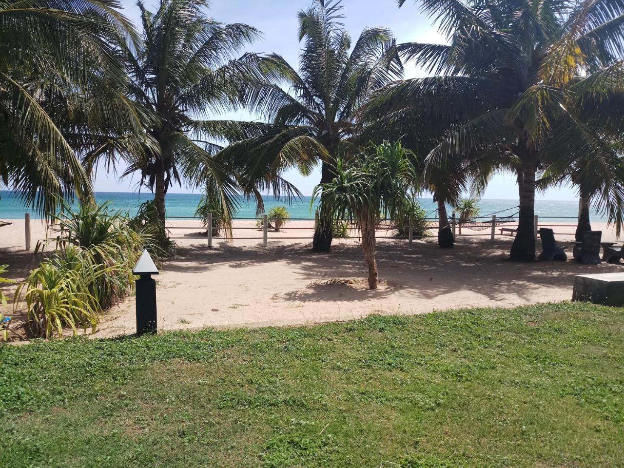 Villa Nilaveli Cabana Exteriér fotografie